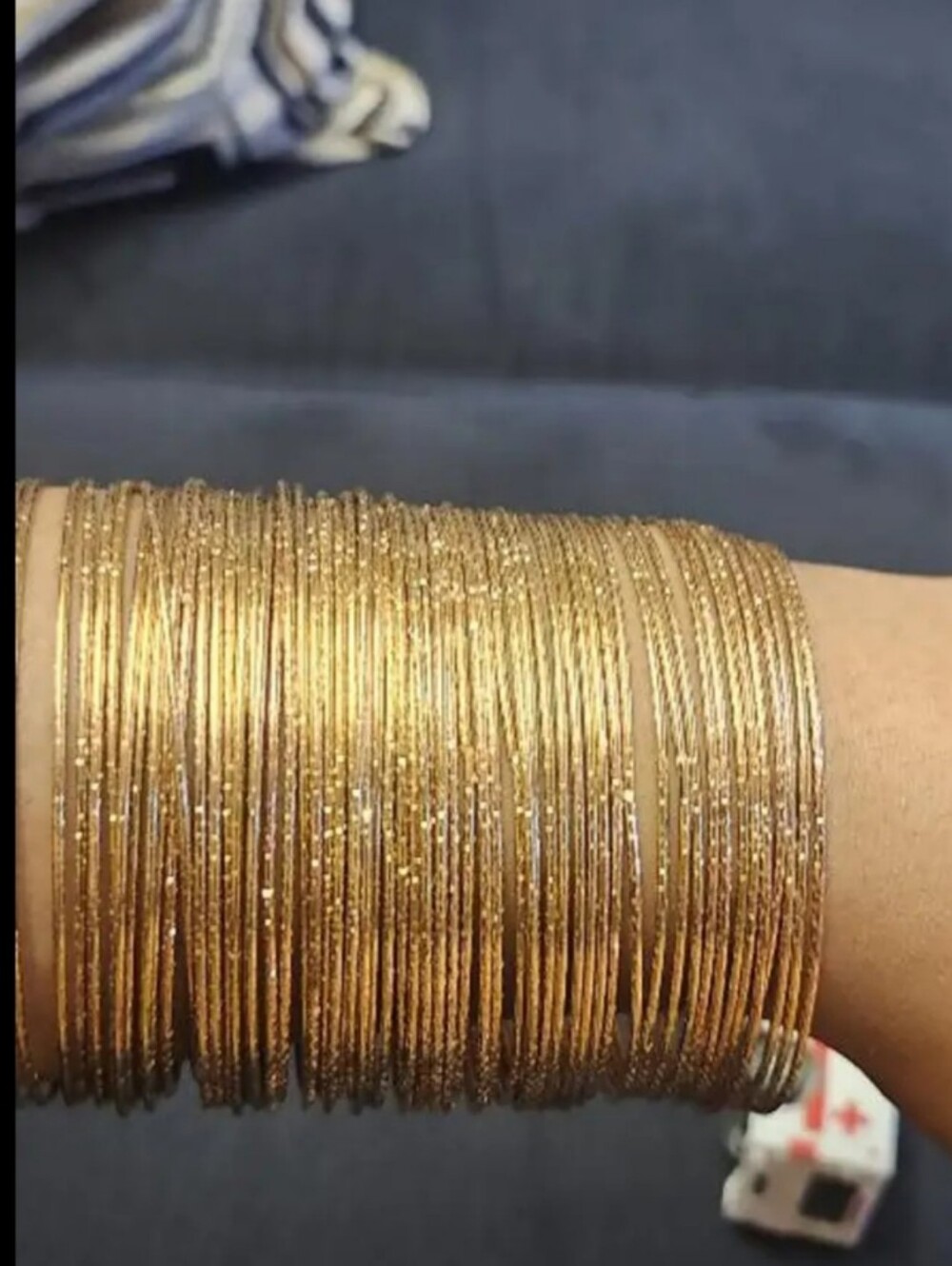 60 Pcs Lot Of Lightweight Textured Gold Tone Bangle Bracelets